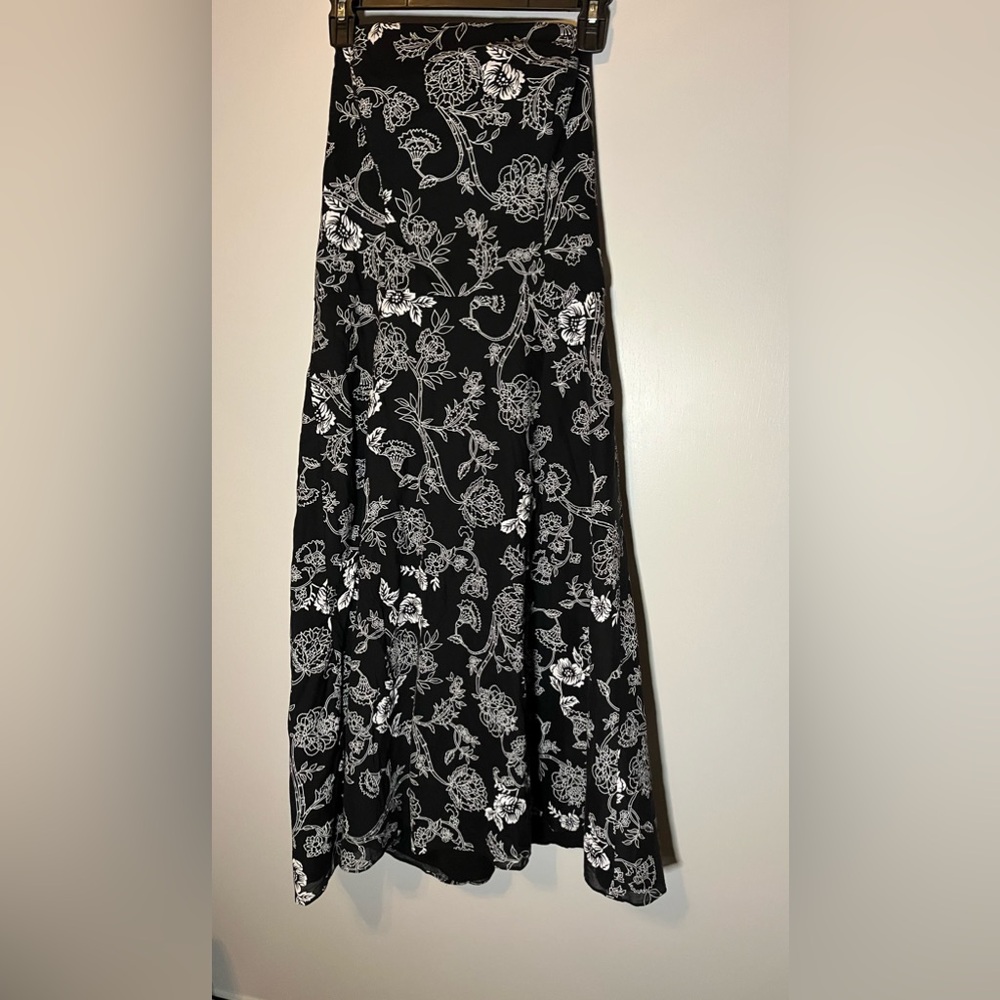White House Black Market Black strapless Dress with White Floral Print